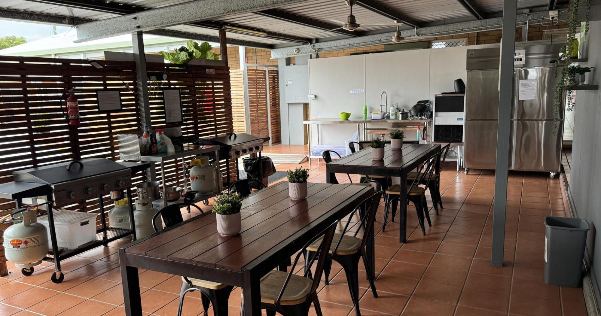 Raintree 3* Biloela